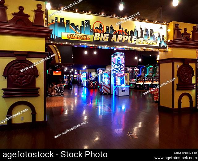 US, Nevada, Clark County, Las Vegas, Las Vegas Boulevard, The Strip, New York-New York, Casino, Big Apple Arcade, Slots