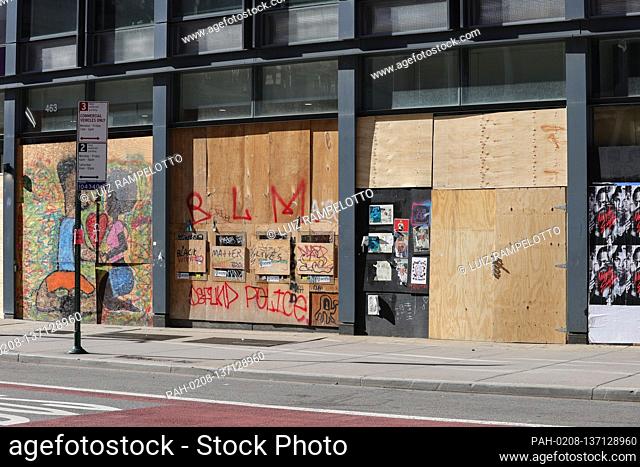 SOHO, New York, USA, November 06, 2020 - The Stores on SOHO Continue to Be Boarded up Two Days After this Country Presidential Elections