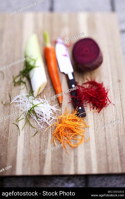 Julienne of leek, carrot and beetroot