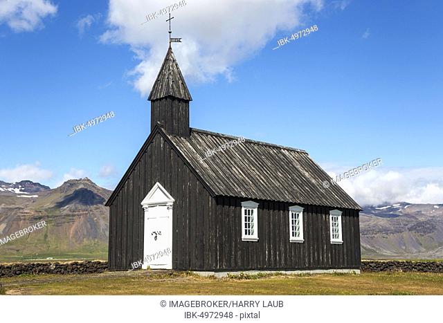 Black wooden church, Budir Kirka, Búðakirkja, Budir, peninsula Snaefellsnes, West Iceland, Vesturland, Iceland, Europe