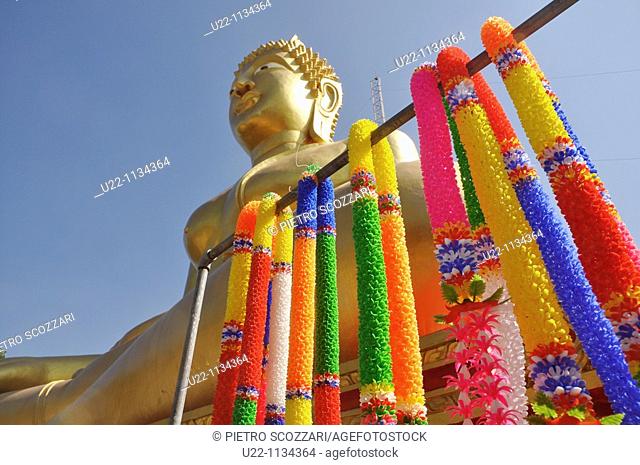 Pattaya (Thailand): a golden Buddha statue on the hill between the Walking Street and Jomtien