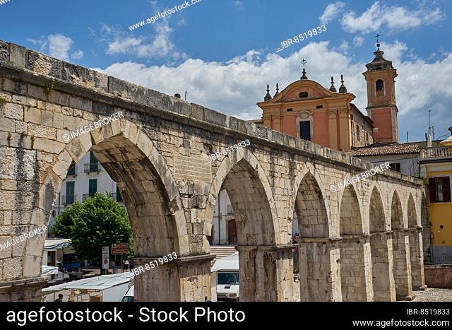 Aqueduct, Acquedotto Medievale, behind the church of Santa Chiara, Sulmona, province of L'Aquila, Abruzzo region, Italy, Europe