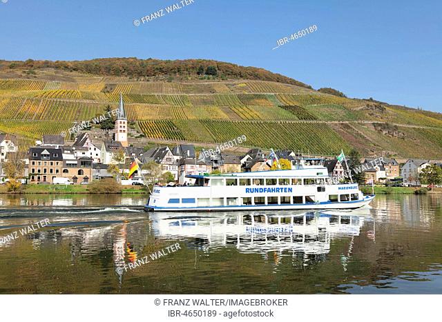 Boat trip on the Moselle, Merl, Zell an der Mosel, Rhineland-Palatinate, Germany