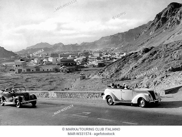 yemen, veduta della città  di aden, 1953 // yemen, view of the city of aden, 1953