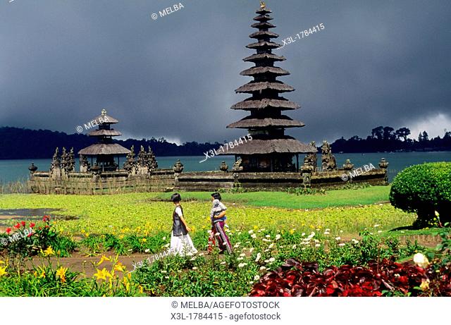 Bratan Lake and Ulun Danu Bratan Temple  Bali  Indonesia
