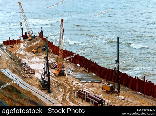 construction of the promenade at sea, strengthening the sea coastline, special equipment on the beach