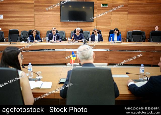 08 June 2022, Moldova, Chisinau: Claudia Roth (Bündnis 90/Die Grünen), Minister of State for Culture and Media, speaks alongside delegation members with her...
