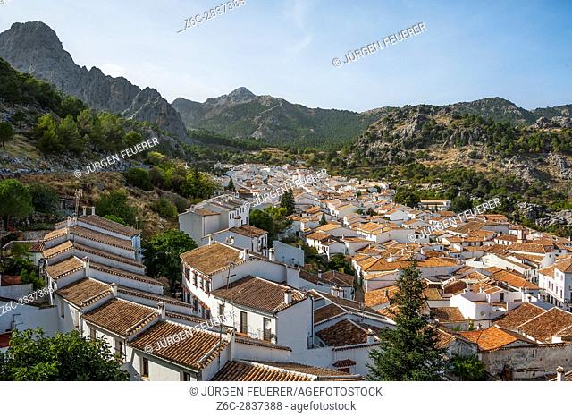 mountain village Grazalema, White Towns of Andalusia, Sierra de Grazalema Natural Park, province of Cádiz, Spain
