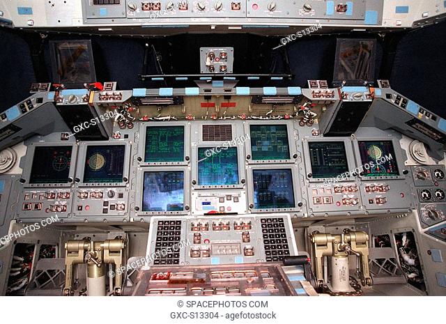 04/26/1999 --- In this broad view, the new full-color, flat panel Multifunction Electronic Display Subsystem MEDS is shown in the cockpit of the orbiter...