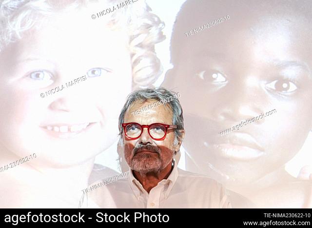 """ Profession photographer "", the largest exhibition ever dedicated in Italy to the great photographer Oliviero Toscani in homage to his 80 years