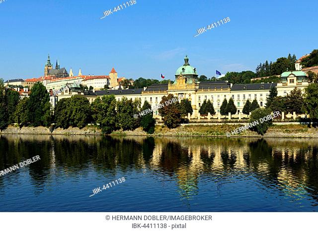 Prague Castle, St. Vitus Cathedral, Castle Hill Hradcny, Castle District, Czech Parliament, Vltava, Prague, Czech Republic
