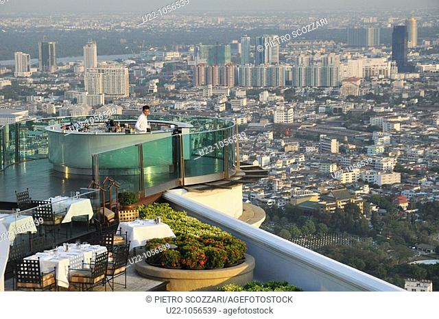 Bangkok (Thailand): the Sky Bar and the restaurant on the rooftop of the State Tower