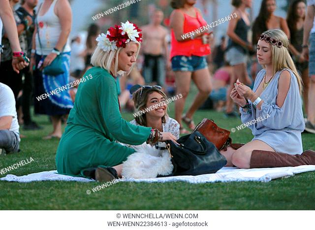 Coachella 2015 - Week 1 - Day 3 - Celebrity Sightings Featuring: Sarah Hyland Where: Indio, California, United States When: 13 Apr 2015 Credit: WENNCHELLA/WENN