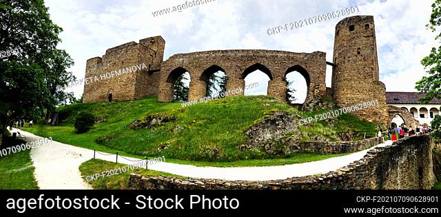 castle, Velhartice, ruins (CTK Photo/Marketa Hofmanova)