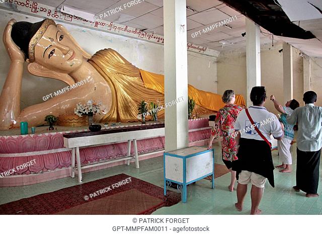 A RECLINING BUDDHA, THE BUDDHIST TEMPLE OF KAWTHAUNG, THE CITY ONCE CALLED VICTORIA POINT UNDER BRITISH DOMINATION 1824-1948, SOUTHERN BURMA, ASIA