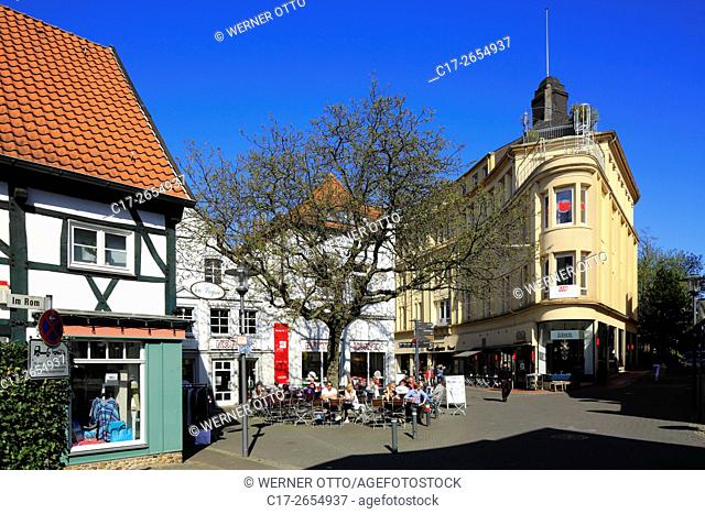 Germany, Recklinghausen, Ruhr area, Westphalia, North Rhine-Westphalia, NRW, historic downtown, Muensterstrasse, Im Rom, half-timbered house, business house