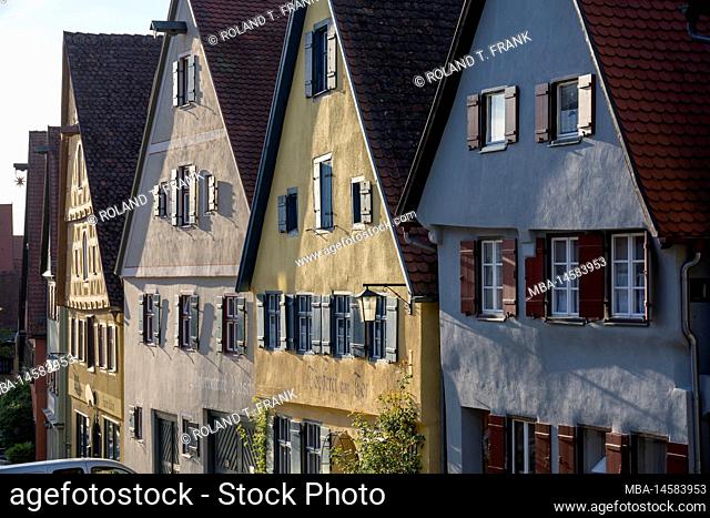 Germany, Bavaria, Dinkelsbühl, row of houses in Segringer Straße