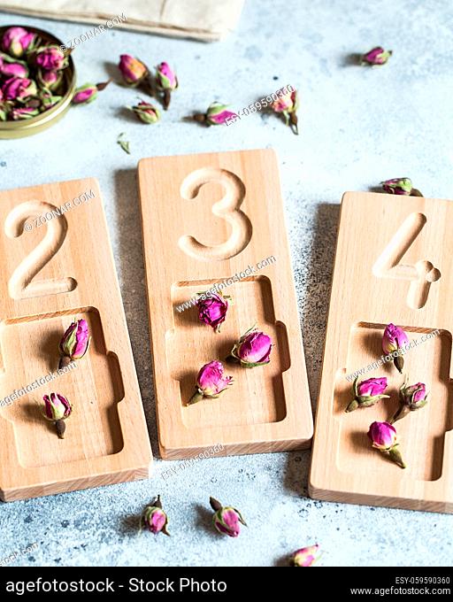 Wooden counting and writing trays - learning resource for educating littles on number writing, fine motor skills, hand eye coordination, mathematical skills