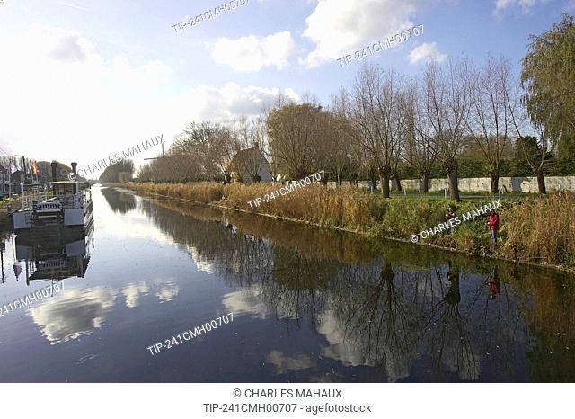 Belgium, West Flanders, canal of Damme