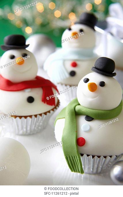 Snowman cupcakes for Christmas