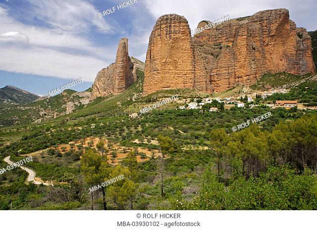 spain, Aragón, Riglos, rock-formation, Mallos de Riglos, Europe, destination, sight, rocks, landmark, impressively, strikingly, landscape, trees, bushes