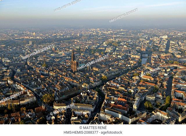 France, Bas Rhin, Strasbourg, old town listed as World Heritage by UNESCO, Notre Dame Cathedral (aerial view)