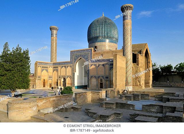 Gur Emir, Gur-Amir, Guri Amir mausoleum, tomb of Timur, Temur, Tamerlane, Samarkand, Silk Road, Uzbekistan, Central Asia
