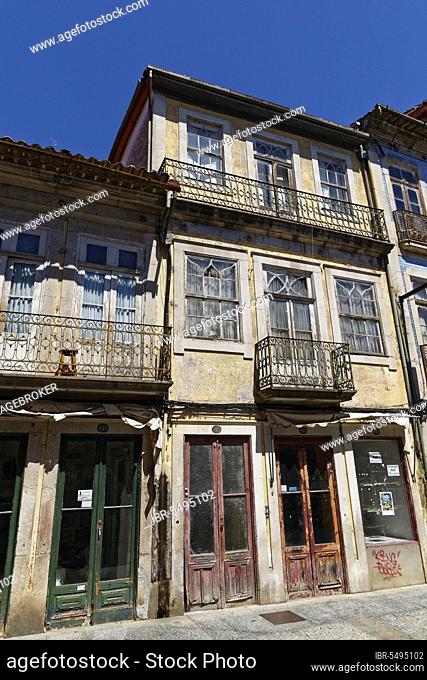 Houses at the street Rua Teixeira de Sousa, Vila Real, Portugal, Europe