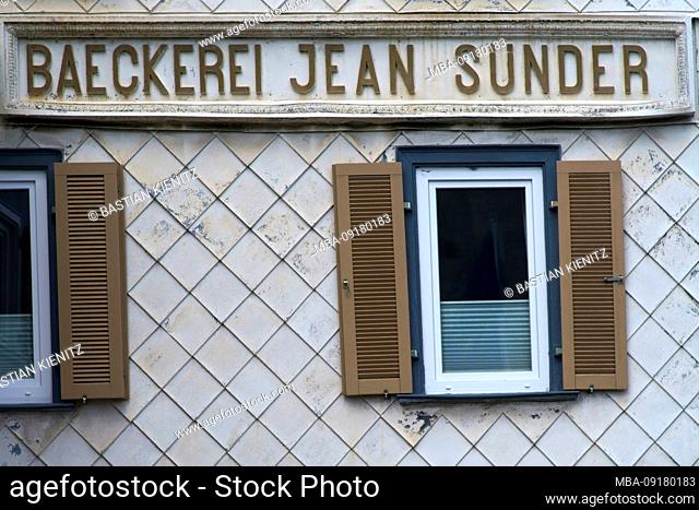 The exterior facade of the disused bakery Jean Sünder, a listed building in the old town in Bad Homburg