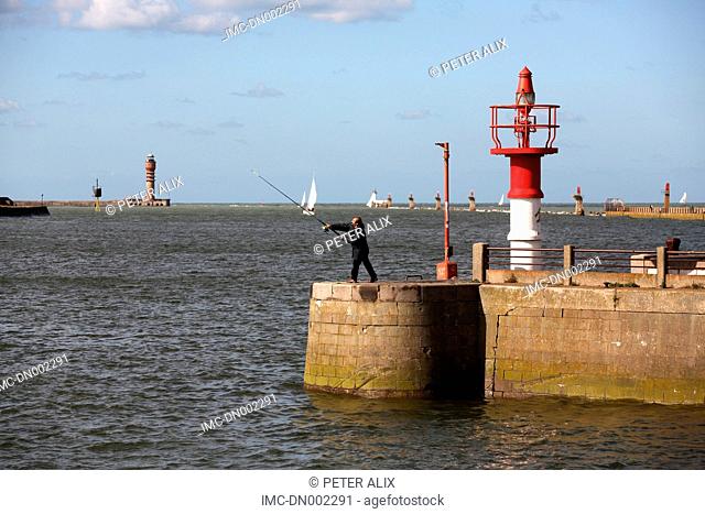 France, Pas-de-Calais, Dunkirk, lighthouse of Saint-Pol-sur-Mer
