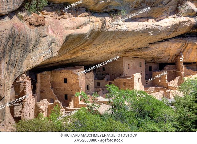 Spruce Tree House, Constructed between 1, 211 and 1, 278, Mesa Verde National Park, UNESCO World Heritage Site, Colorado, USA