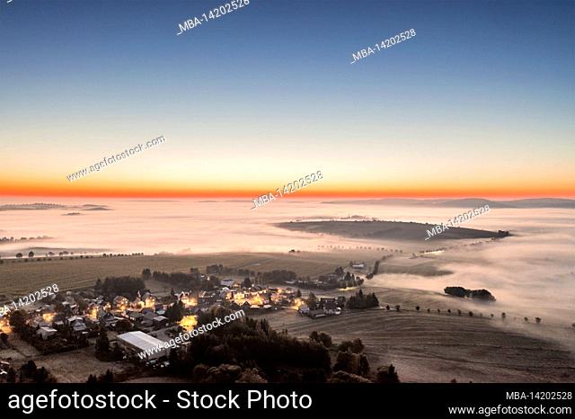 Germany, Thuringia, Großbreitenbach (background), Gillersdorf, village, dawn, ground fog, overview, aerial view