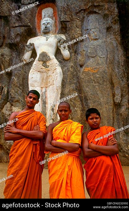 The remote ancient Buddhist site of Buduruvagala (which means ‘stone Buddha images’ in Sinhalese) is thought to date from the 10th century