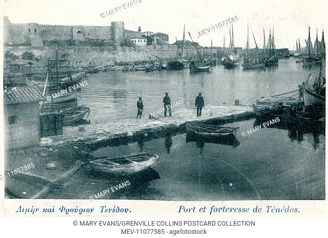 Tenedos (Bozcaada), Canakkale province, Turkey - The Harbour and Fort. Under Greek administration between 1912 and 1923 (the date of this card)