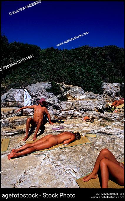 Croatia, Istria, Rovinj, 08.2004. Family on the naturist beach in Monsena resort. Photo CTK/Grzegorz Klatka