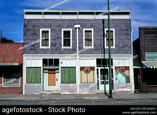 Shoe Service Building, 5th Street, Beatrice, Nebraska, USA, John Margolies Roadside America Photograph Archive, 1982