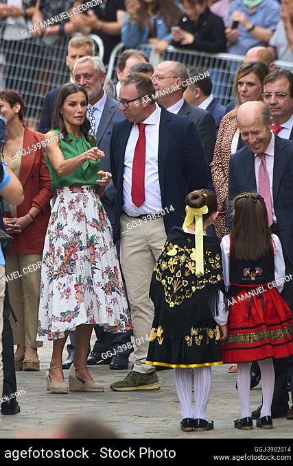 King Felipe VI of Spain, Queen Letizia of Spain visit to Pinofranqueado on the occasion of the centenary of the visit of King Alfonso XIII to the region of Las...