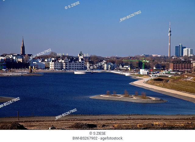 view to Phoenix Lake, Hoerde district, Hoerde Castle and Florianturm, Germany, North Rhine-Westphalia, Ruhr Area, Dortmund