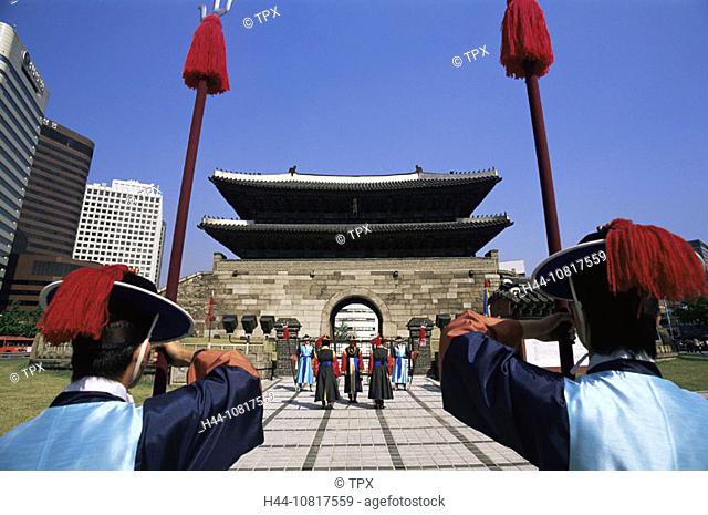 Asia, Korea, South Korea, Seoul, Sungnyemun, Namdaemun, South Gate, Traditional, Ceremony, Ceremonial Guards, Traditio