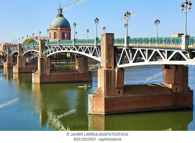 Pont Saint Pierre. Hospital La Grave. Garonne river. Toulouse. Haute Garonne. France