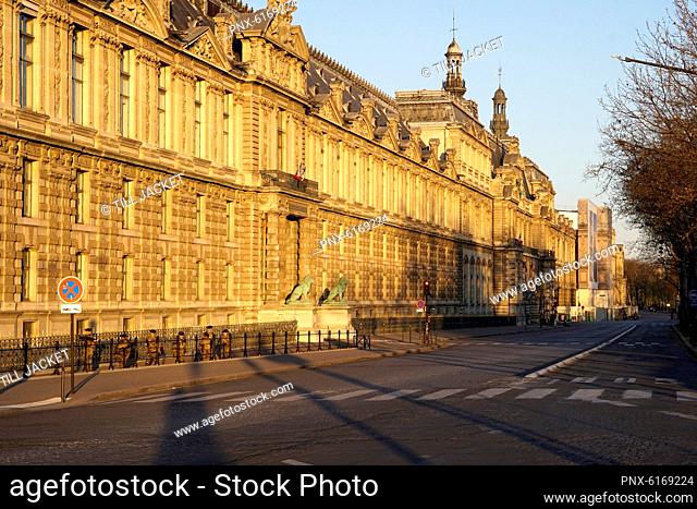 France, Paris (1st arr.) 03/24/20. Group of soldiers from the Vigipirate plan patrolling the Louvre quai Francois Mitterrand completely empty following the...