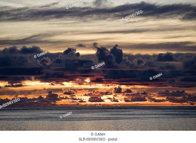 Sunset over South Pacific Ocean horizon