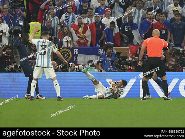 12/18/2022, Lusail Iconic Stadium, Doha, QAT, World Cup FIFA 2022, final, Argentina vs France, in the picture foul by France's forward Ousmane Dembele on...