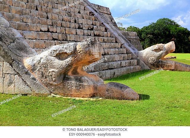 Chichen Itza Kukulcan Mayan Pyramid sculptures in Mexico