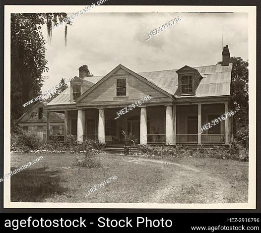 Windy Hill Manor, Natchez vic., Adams County, Mississippi, 1938. Creator: Frances Benjamin Johnston