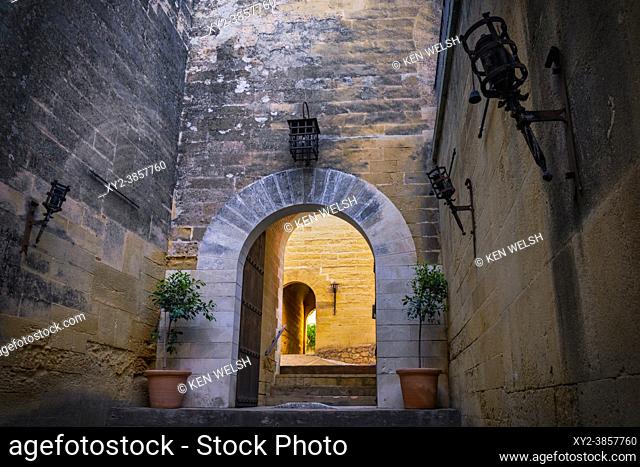 Almodovar del Rio, Cordoba Province, Andalusia, Spain. Almodovar castle interior. Founded as a Roman fort the castle developed into its present form during the...