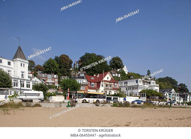 bank of the river Elbe with Treppenviertel (district), Blankenese, Hamburg, Germany