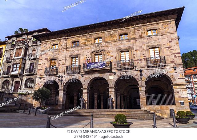 Ayuntamiento barroco de Balmaseda. Vizcaya. País Vasco. España