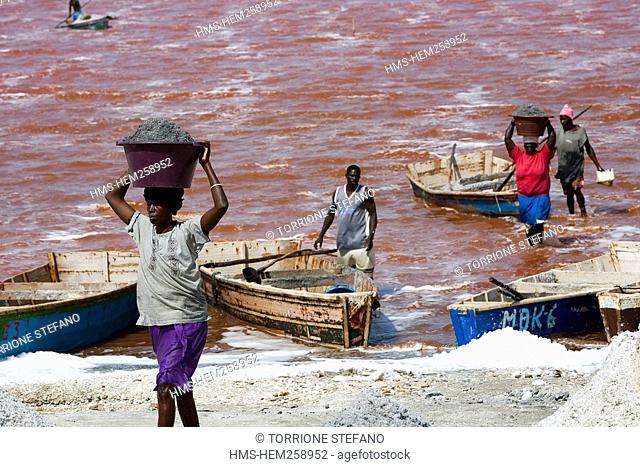 Senegal, Dakar Region, Lake Retba also called Pink Lake, salt collectors