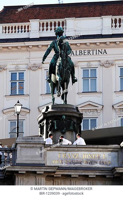 Equestrian statue of Archduke Albrecht, Albrechtsrampe ramp in front of the Albertina museum, Vienna, Austria, Europe
